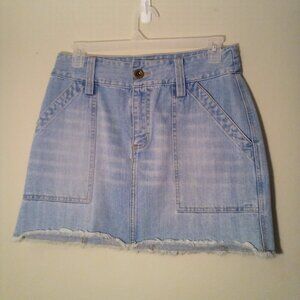 Newport News Jeanology Skirt Women 12 Denim Raw Hem Big Pockets Light Wash Blue